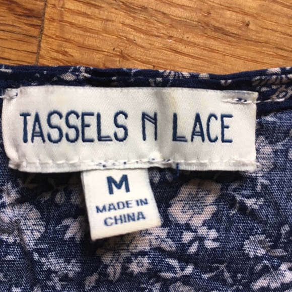 New Tassels N Lace Blue Bell Sleeved Top - Picture 7 of 8